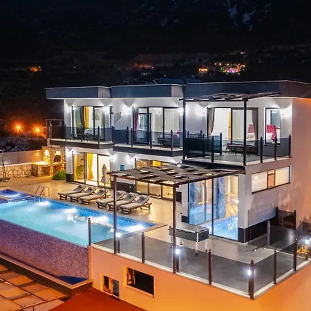 Villa Guenes 1 *