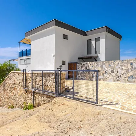 Villa Guenes 1 Kas